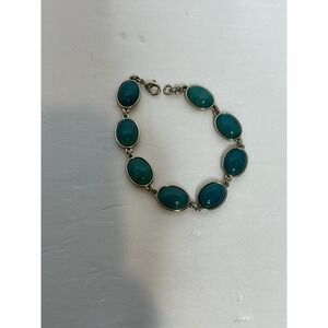 Silvertone Green Bead Bracelet (F39)